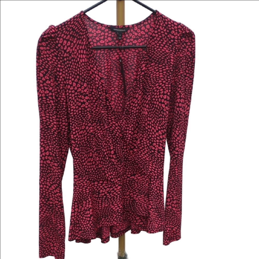 Banana Republic Red and Black Patterned Blouse, Small Size. NWT